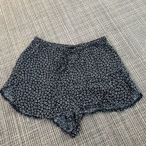 Brandy Melville Soft Navy floral shorts